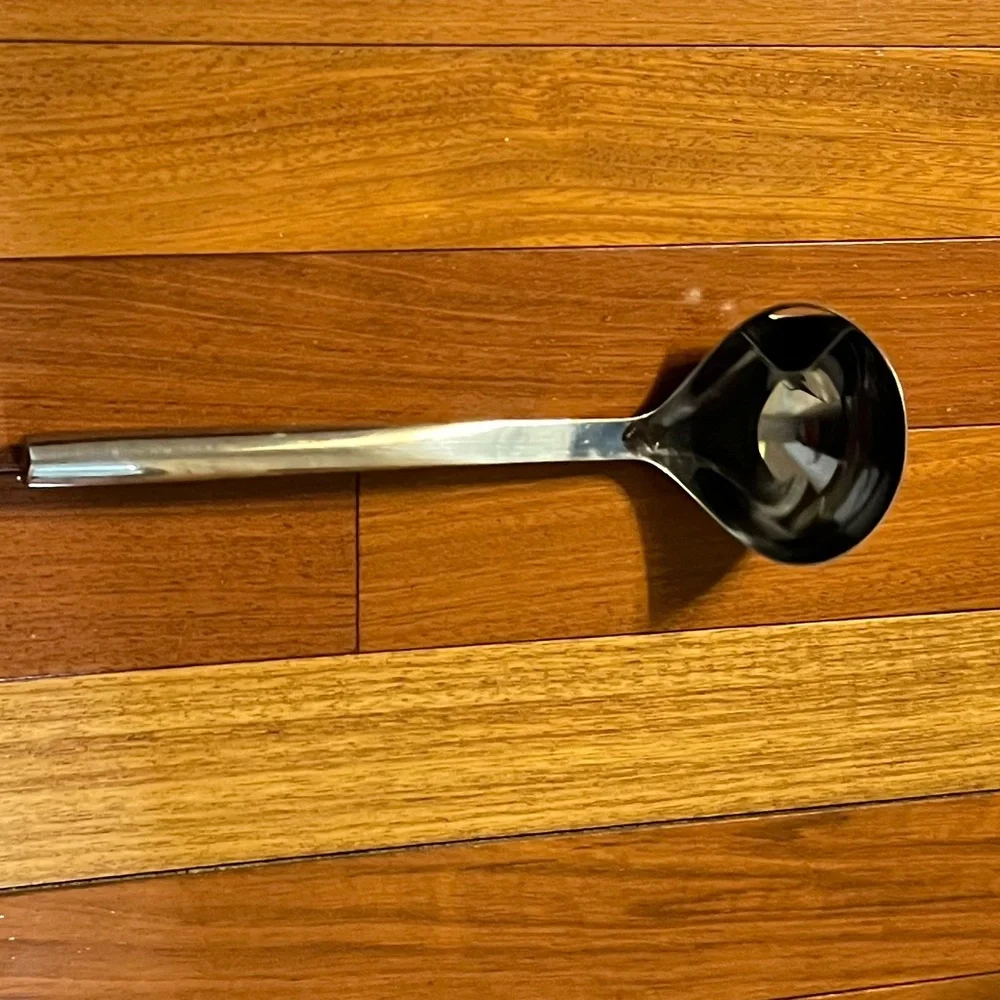 Williams Sonoma Signature Stainless Steel Fat Skimming Ladle